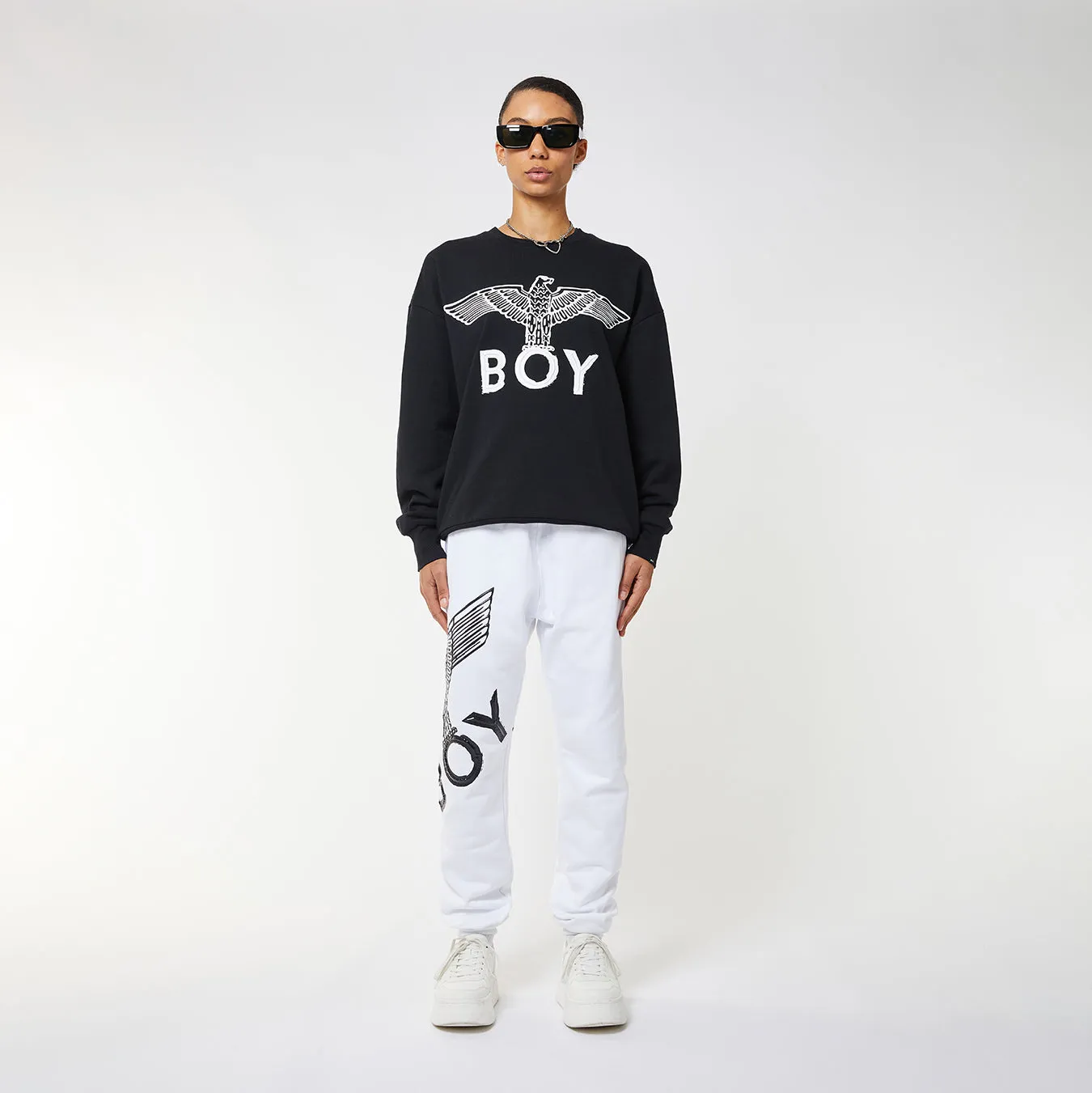 BOY EAGLE APPLIQUE SWEATSHIRT  WOMENS - BLACK