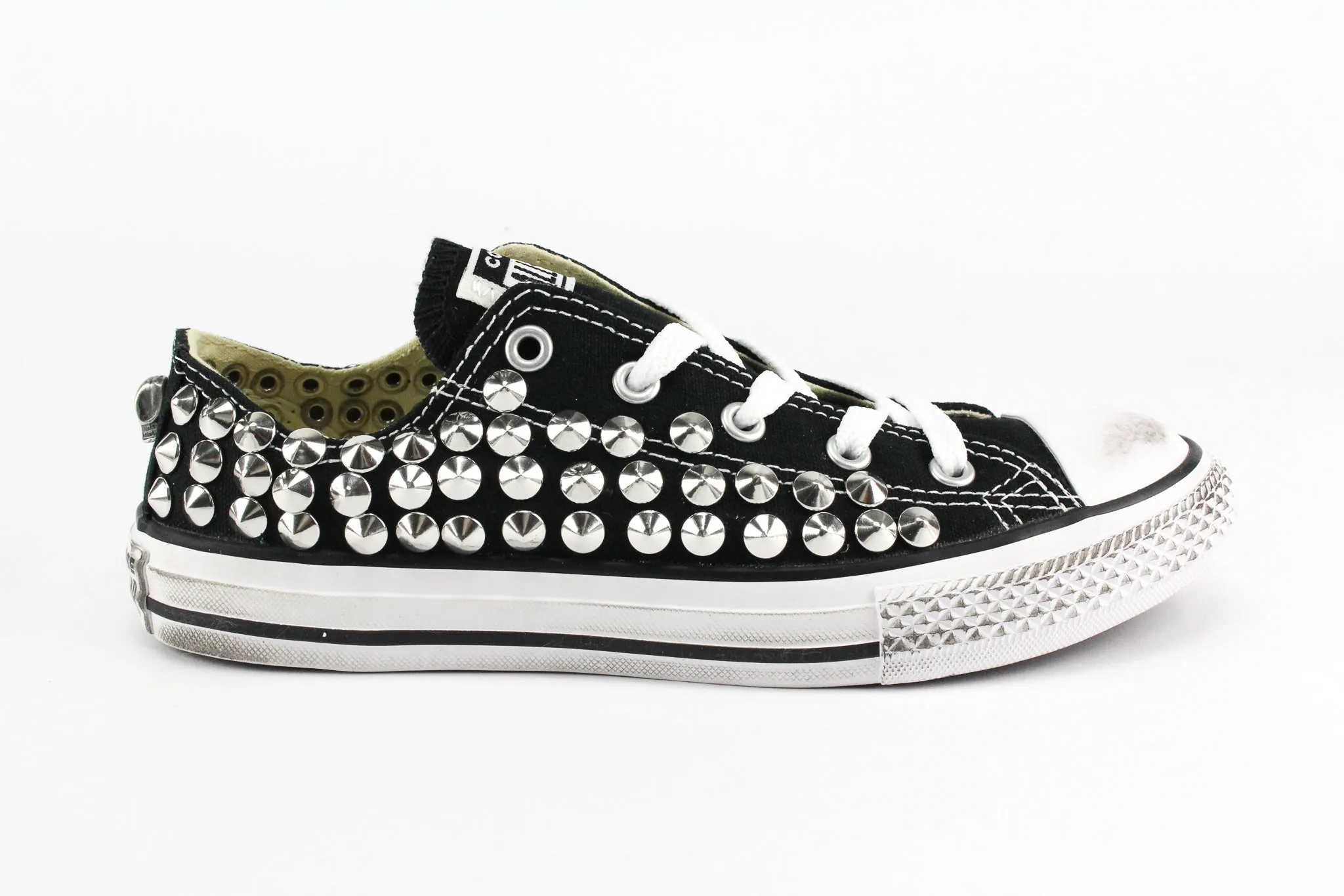 Converse All Star Black basse Total Borchie