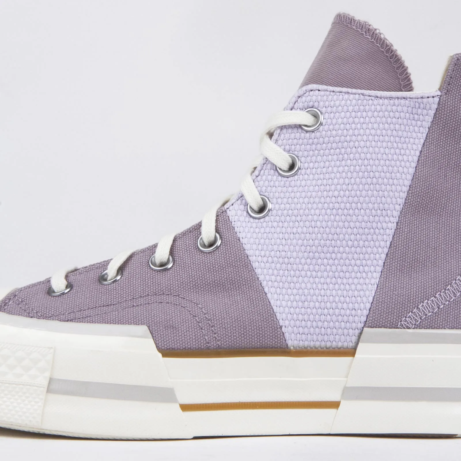 Converse Chuck Plus 70 Hi