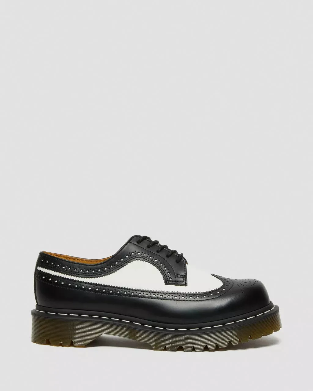 Doc Martens UNISEX 3989 BEX SMOOTH LEATHER BROGUE SHOES (BLACK/WHITE SMOOTH)