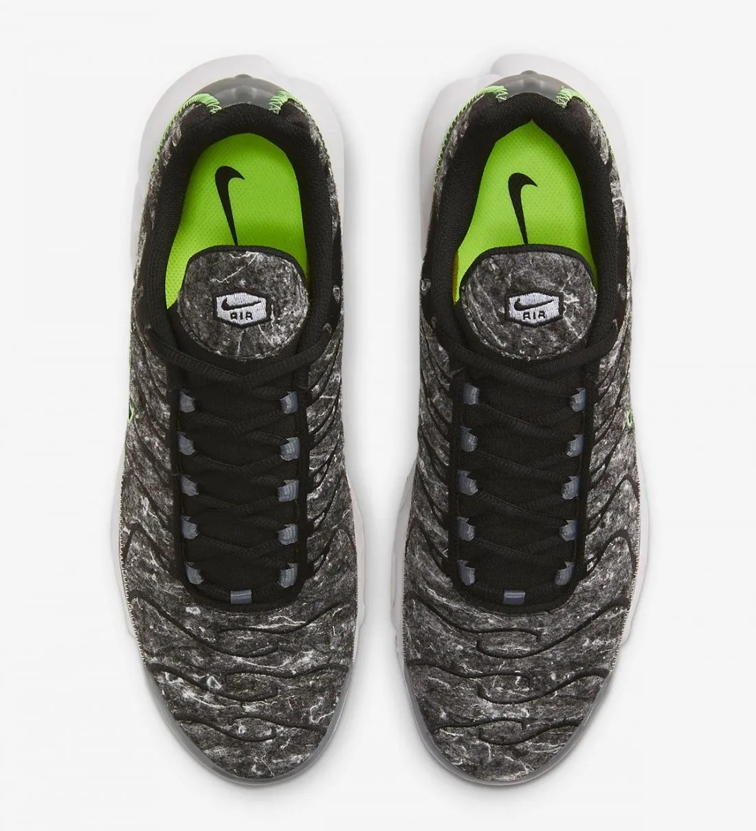 Nike Air Max Plus Essential Crater Green