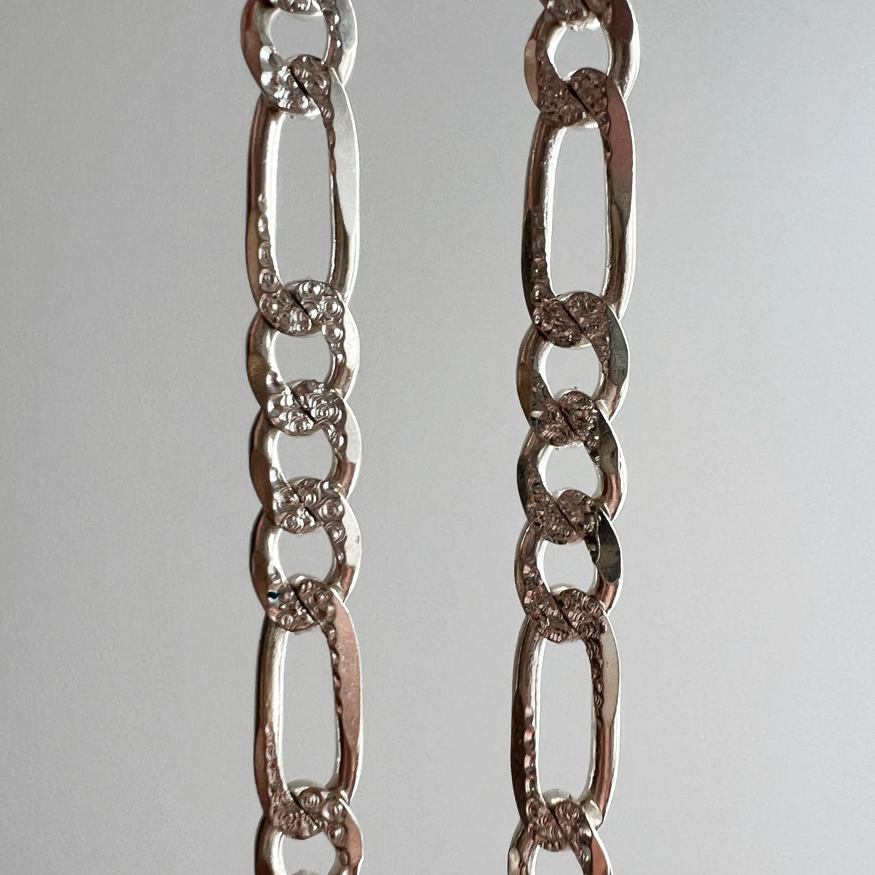 P R E - L O V E D // double sided figaro / Italy sterling silver figaro chain /22 over 32g